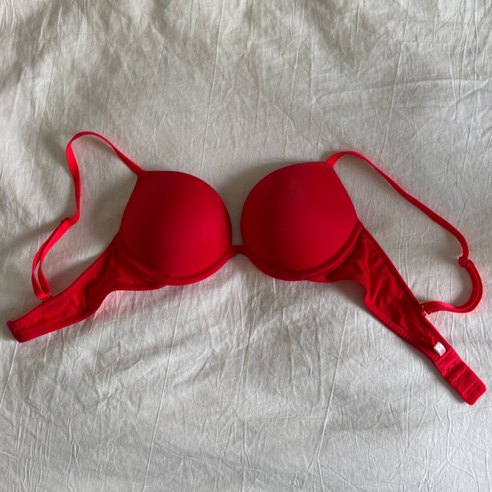 PINK Victoria's Secret Red Push-up Bra